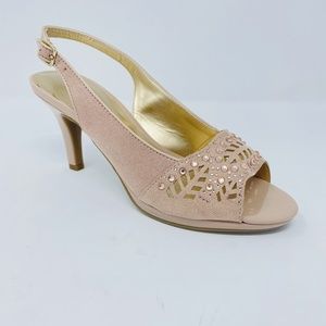 Karen Scott Brooke Faux Suede Pumps Sandals in Nude Womans Shoes SZ 7 W